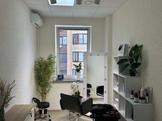 Аренда парикмахерского кресла/ кератин/ колориста пос.Котовского Одеса