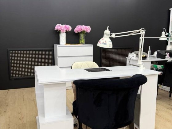 Оренда місця майстра манікюру Львів