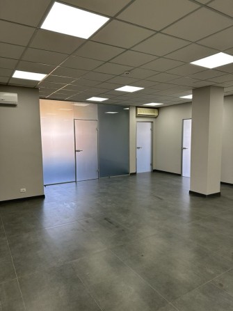 Центр БЦ Офіс на Грецький 220 м2 - фото 1
