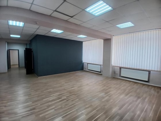 Офис 115 м2 в офисном здании Харків