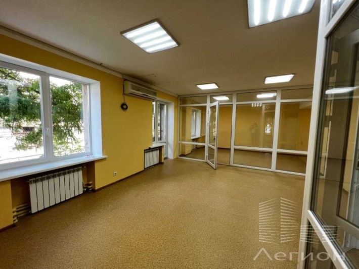 Сдам офис м. Научная 127 кв.м. - фото 1