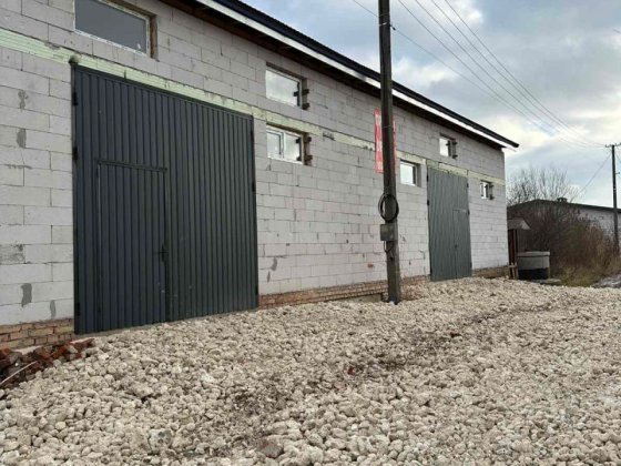 Оренда приміщення під СТО, склад,виробництво.Площа 130м+90м, 170грн/м2 Львов