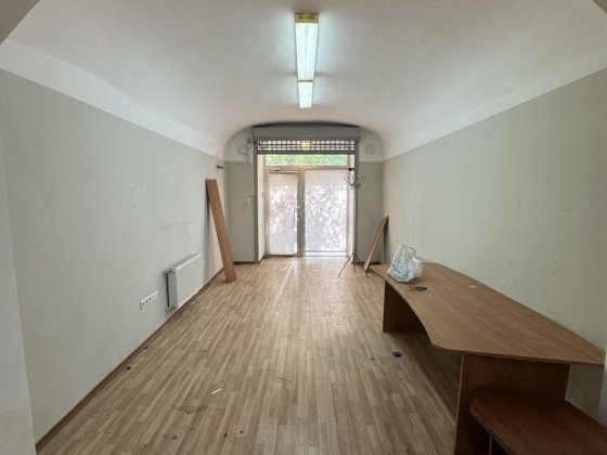 Сдам фасадный офис магазин Гимназическая Арнаутская Осипова Одеса