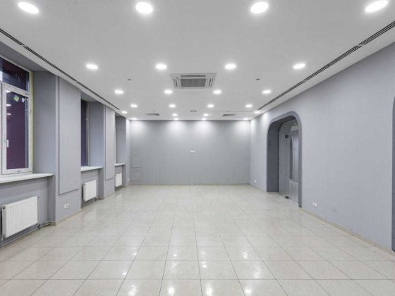 Здам приміщення 84 кв. у Центрі, метро Наукова, 1$/кв.м Харьков