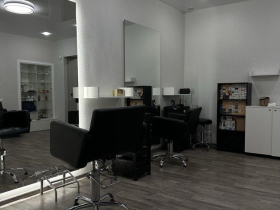 Сдам места в салоне красоты Харьков