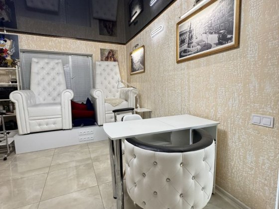 ЕСТЬ СВЕТ! Сдам место мастера маникюра Одеса