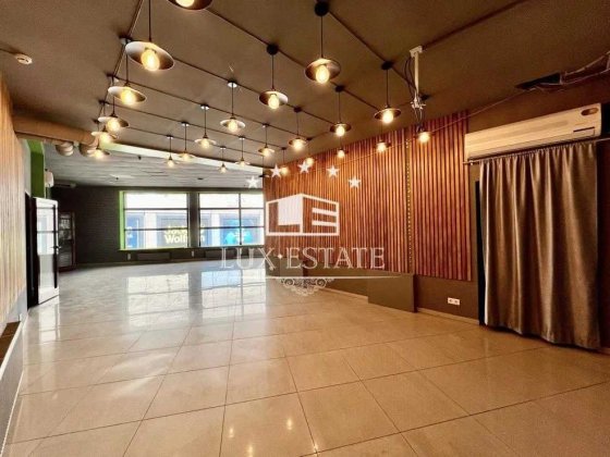 Аренда помещения 330м2 в самом центре напротив ТРЦ "Никольский" Харьков