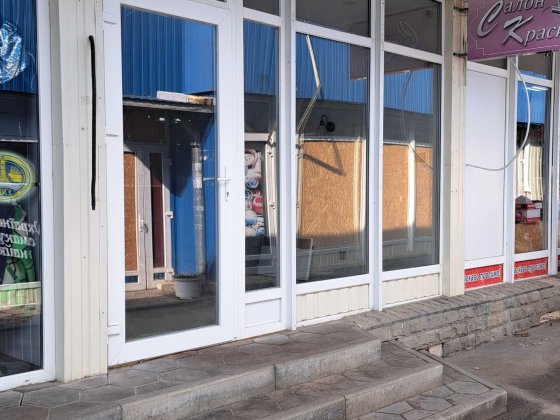 Здається магазин з ремонтом і санвузлом 29м2 на ринку с.Жуковського Харків