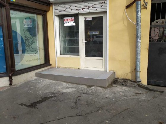 Сдам фасадное помещение Дегтярная 21 Одеса