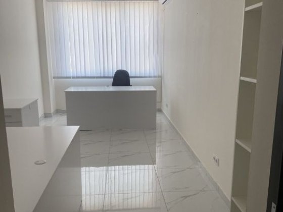 Сдам свой офис 11 кв.м. в БЦ на ко.Церковная 19/р-н моста Пересыпь/ Одеса