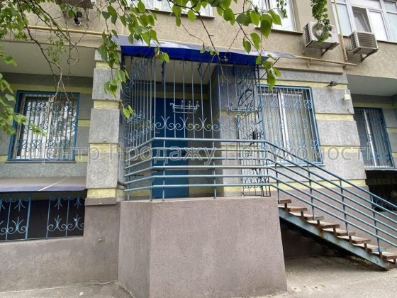 Здам приміщення в центрі, пров. Лопатинський, 2, БЕЗ КОМІСІЇ ! Харьков