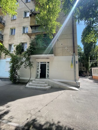Сегедская 45 м угловой фасад с ремонтом - фото 1