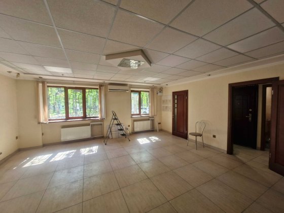 Черемушки Сдам фасадное  помещение 63кв.м  на Филатова Одеса