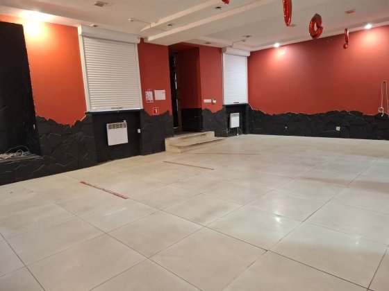 Сдам фасадное помещение под магазин садон в центре города. Одеса