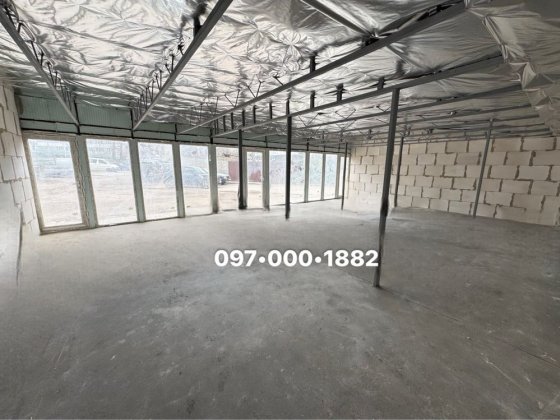 Торговая площадь возле Альтаир, Омега, Одисей Одесса