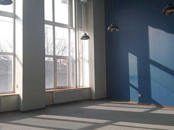 Здам офісні приміщ. від  270м2 до 560 м2.  М "Істор.музей"- 7хв пішки Харків