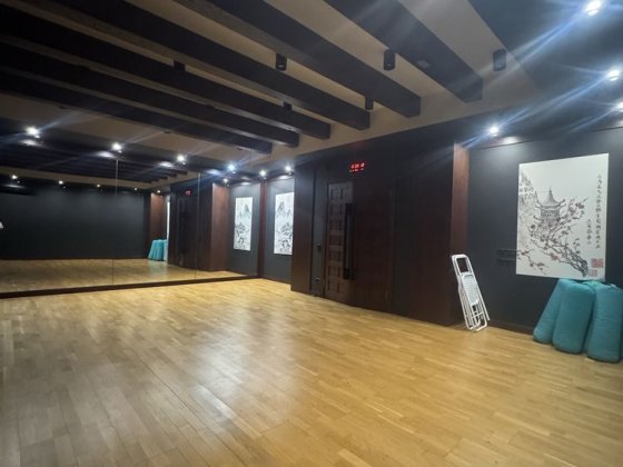 Оренда затишних залів та літньої тераси у центрі міста. Велнес центр. Харьков