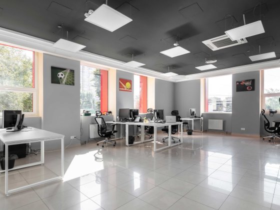 Сдам помещение 114 кв.м., Центр пр.Науки, 1$/кв.м Харьков