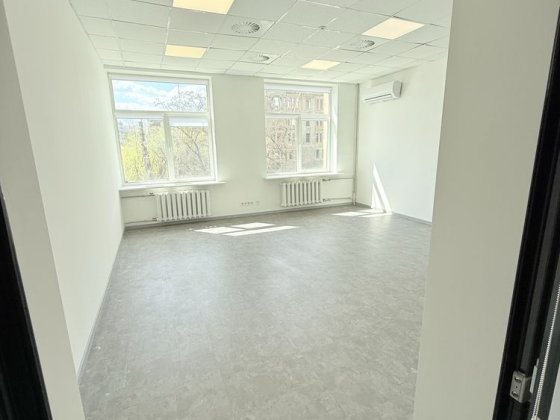 Здам офіс з новим ремонтом біля метро Історичний музей Харьков