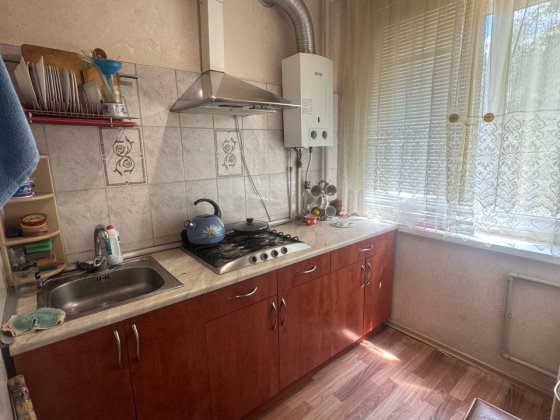 Продам 2-х комн. квартиру г. Луганск, п. Юбилейное, кв. Королева Луганск