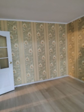 Продам 2х ком квартиру с своим двором - фото 1