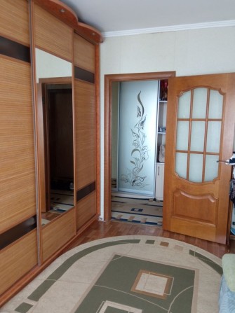 Продам 2 кімнатну квартиру центр Василькова - фото 1