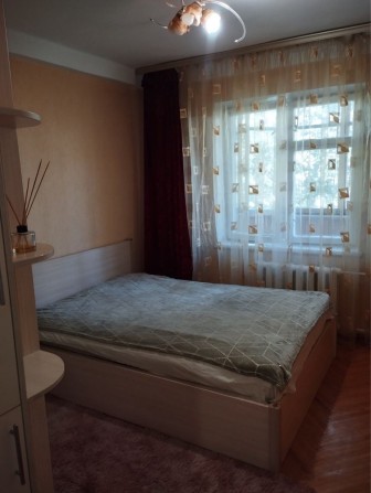 Затишна 2-кімнатна квартира в центрі міста, вулиця Симоненка 4 - фото 1