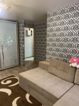 Продам 2 кімнатну квартиру у центрі міста - фото 1