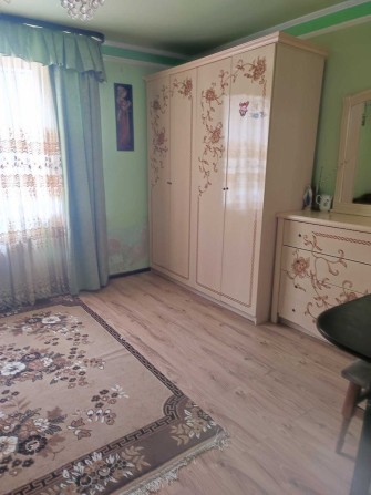 Власник продає 1 кімн. квартиру в м. Долина - фото 1