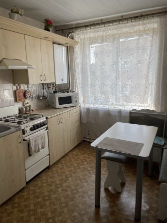 Продам 3-х комнатную квартиру - фото 1