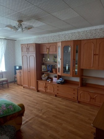 Продаётся 3х комнатная квартира - фото 1
