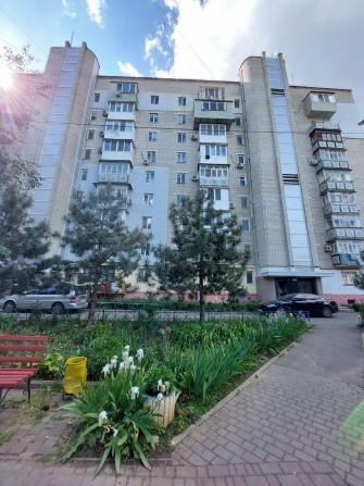 Просторная 4х комнатная чешка в Черноморске. - фото 1