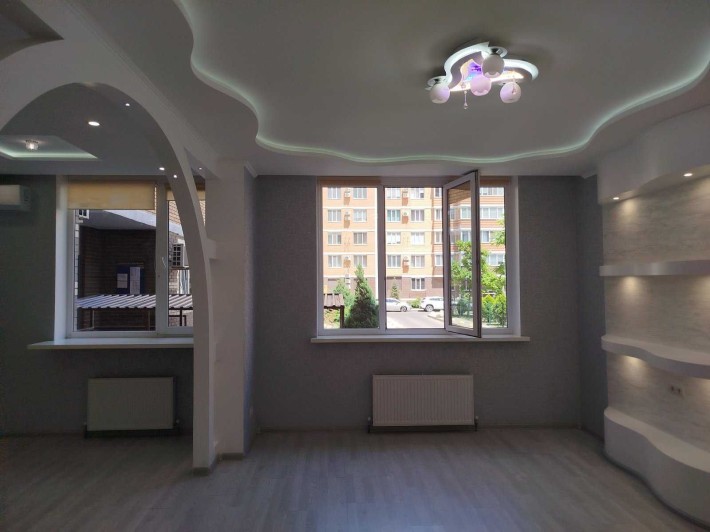 Продажа 2к с ремонтом 60м - фото 1