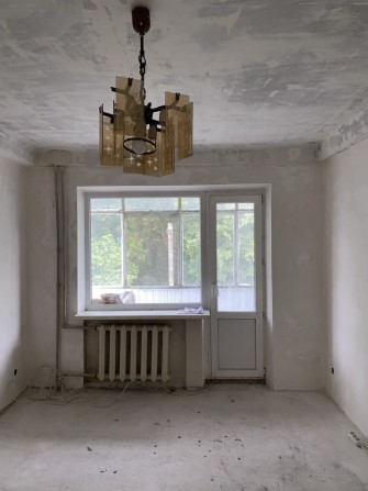 В продажу 2-кімнатна квартира 43 кв.м. 3/5 - фото 1