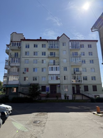 Продаж 3-х кімнатної квартири в центрі міста - фото 1