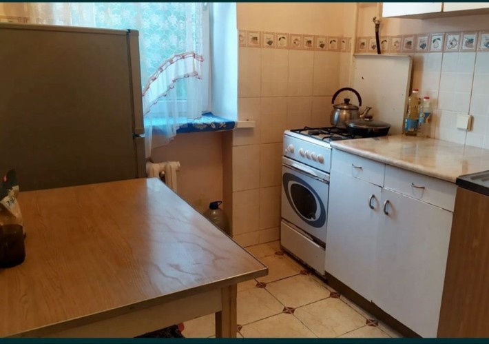 Гостинка 30 кв.м.(4/9) 22 000 - фото 1