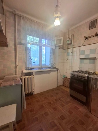 Продам 2 комнатную квартиру лабораторию на Парковой - фото 1