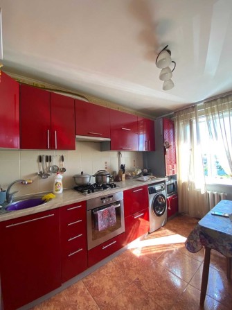 Продам 4 комнатную квартиру в Монолите со своим отоплением - фото 1