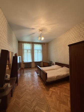 Продам 3 кімнатну квартиру рн центр міста - фото 1