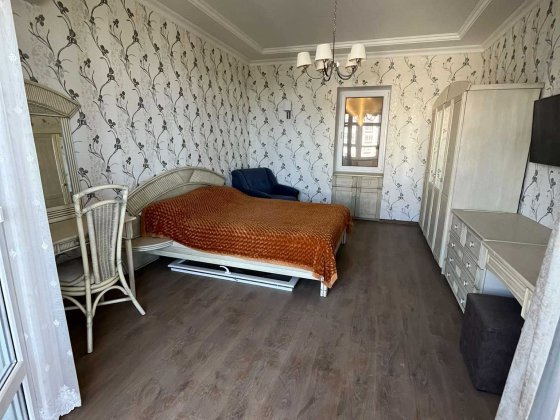 Твоя квартира з видом на море чекае саме тебе! Чорноморськ