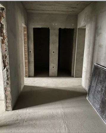 Двох кімнатна квартира у новозбудованому будинку - фото 1