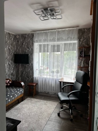 Продам двокімнатну квартиру - фото 1
