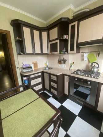 Продається 2к. квартира в центрі з гаражом, садом та меблями - фото 1