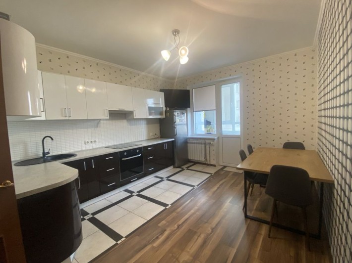 Без% Продам 2к.квартиру 84м2 ЖК Атлант Академгородок - фото 1