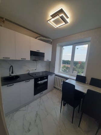 Продам 2-х кімнатну квартиру з евроремонтом - фото 1