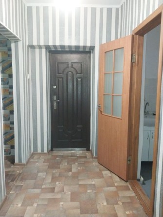 Продам 1-кімнатну квартиру на першому поверсі. - фото 1