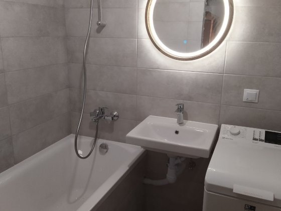 Продається 3-х кімнатна квартира Росвигово. Біля Ідеалу Мукачево