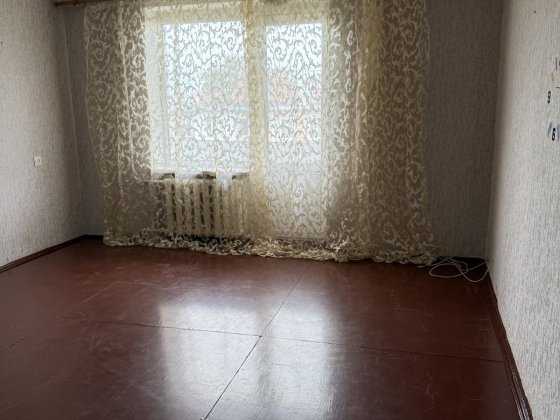 Продаж 1-но кімнатна малосімейка на Прилуцькій Нежин