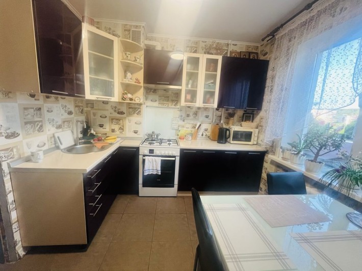 Продаж 2-х кімнатної квартири в м.Обухів по вул.Київська - фото 1