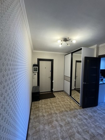 АН Продажа трехкомнатной квартиры 2/5 на ПШС - фото 1